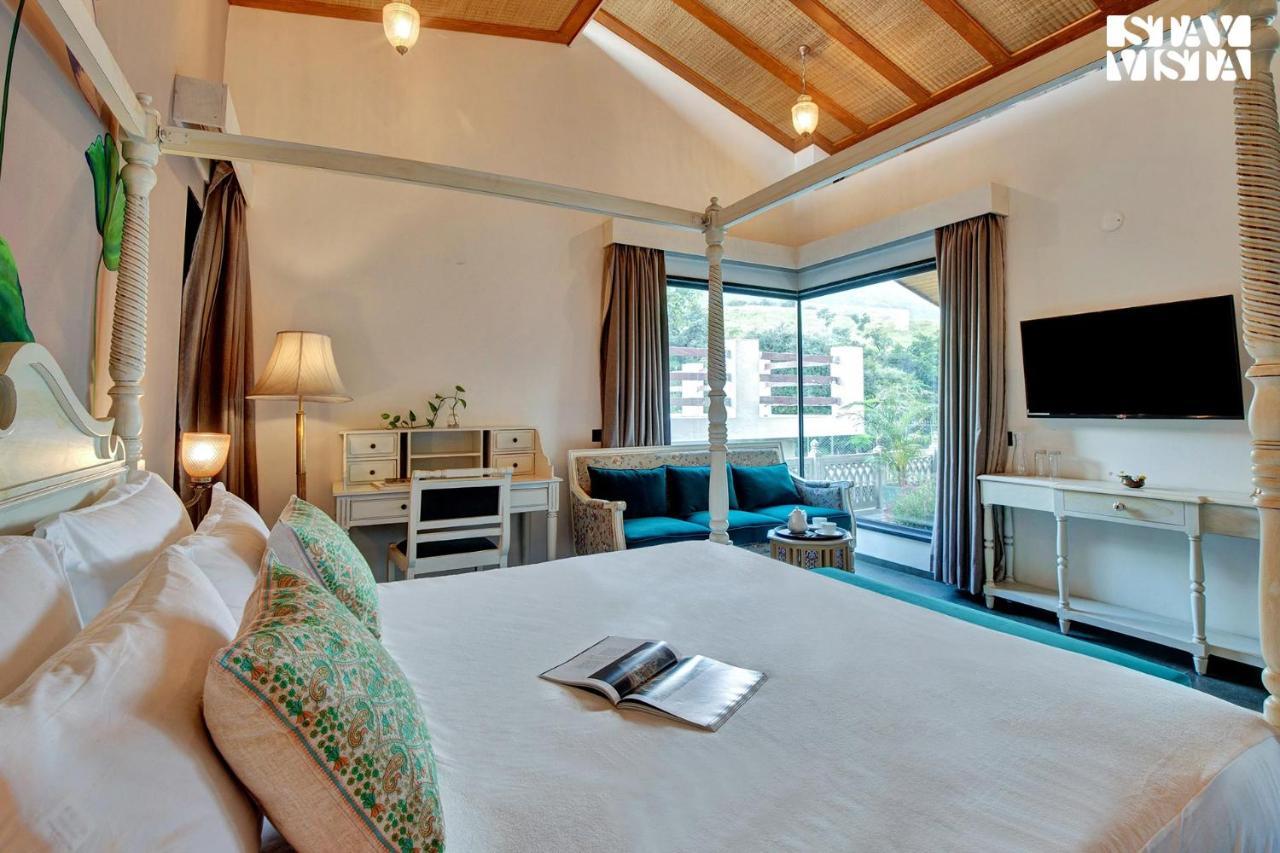 Stayvista'S The Earthen Boutique - City Escape With Spacious Pool, Terrace, Lawn & Indoor-Outdoor Games Udaipur Esterno foto