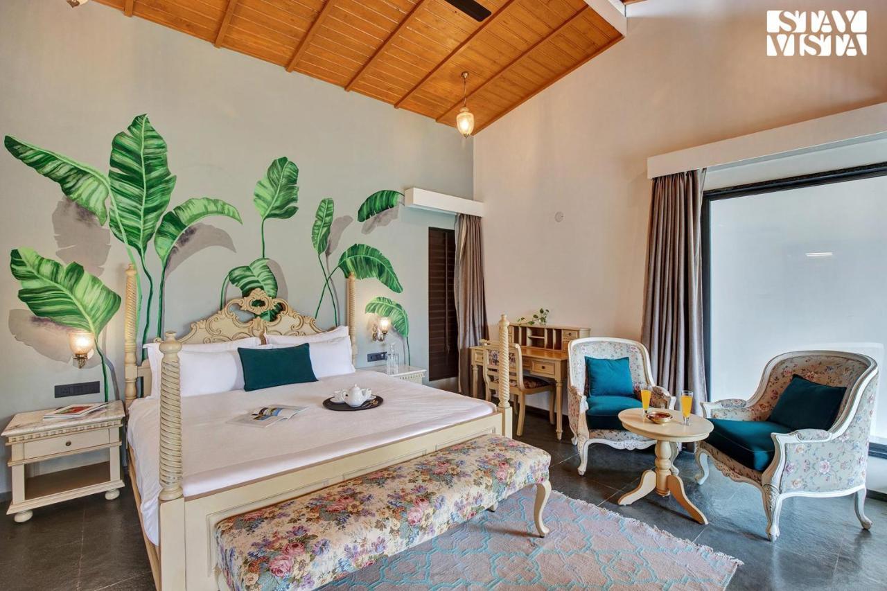 Stayvista'S The Earthen Boutique - City Escape With Spacious Pool, Terrace, Lawn & Indoor-Outdoor Games Udaipur Esterno foto